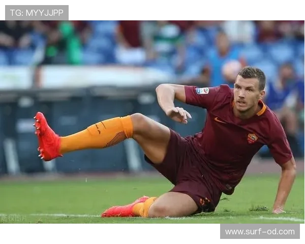 本泽马 vs 哲科：终结效率与战术角色差异