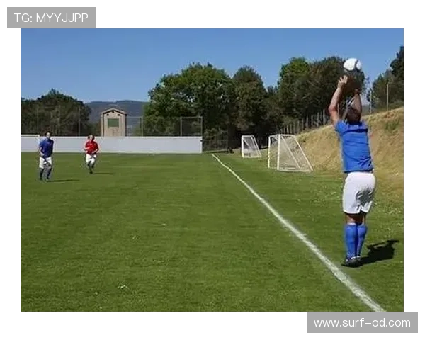 界外球开球后为什么不能立即判越位？规则详解告诉你答案