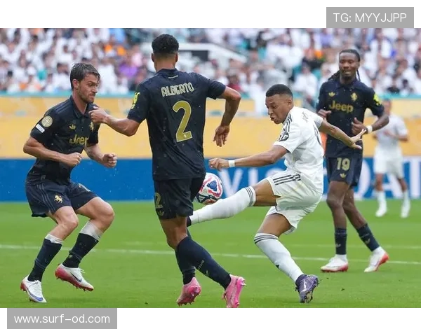 皇马表面稳如泰山，实则比赛节奏已彻底失控