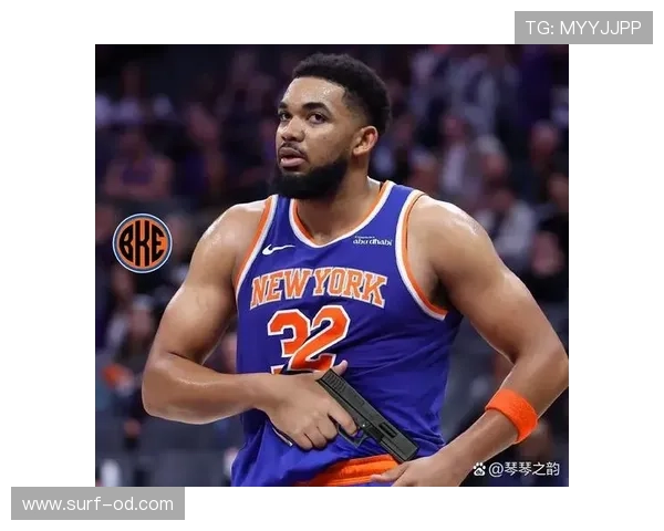 唐斯挡拆外切拉开空间与恩比德低位形成差异